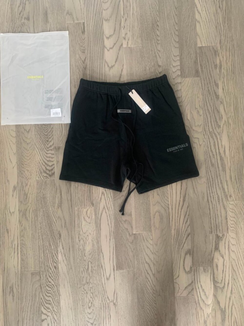 Essentials - Fear of God - Sweat shorts - Size Large